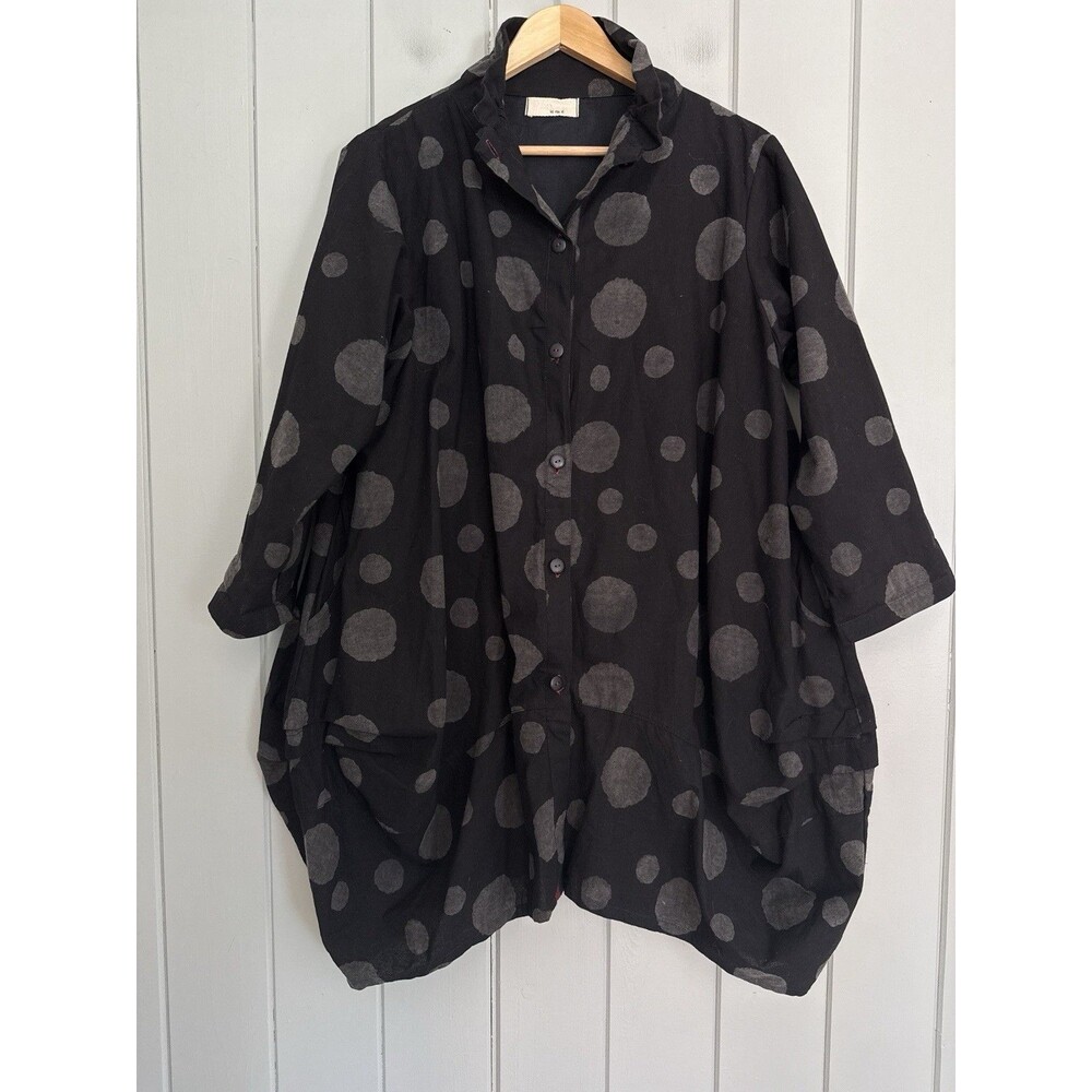 KI NA RI Black Button Jacket Cardigan Wire Collar Pockets Lagenlook Volume